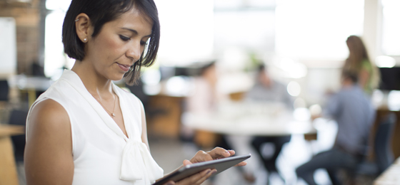 woman-with-tablet